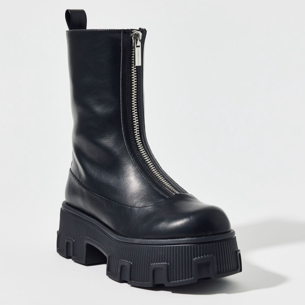 Charles & Keith Women's Black Zip Up Lug Boots Y2K Chunky Combat Platform Moto